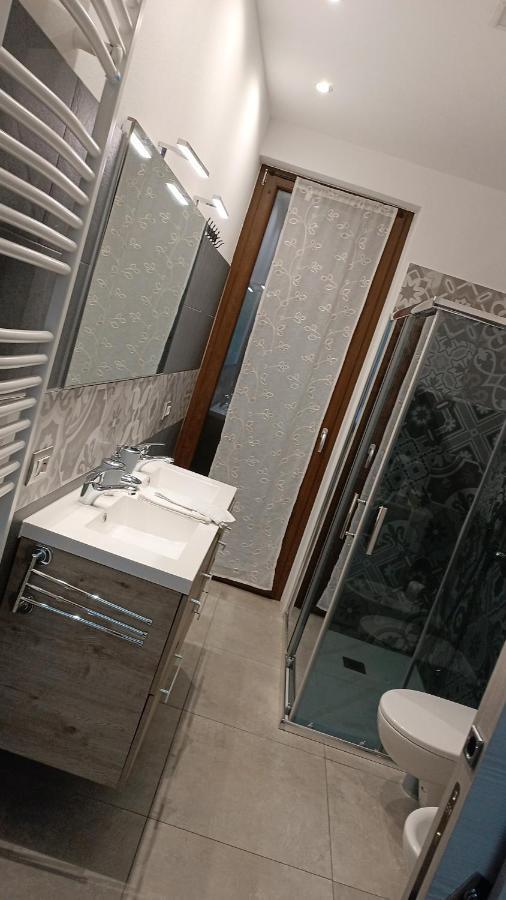 Home Vittoria Lago Di โกโม ภายนอก รูปภาพ